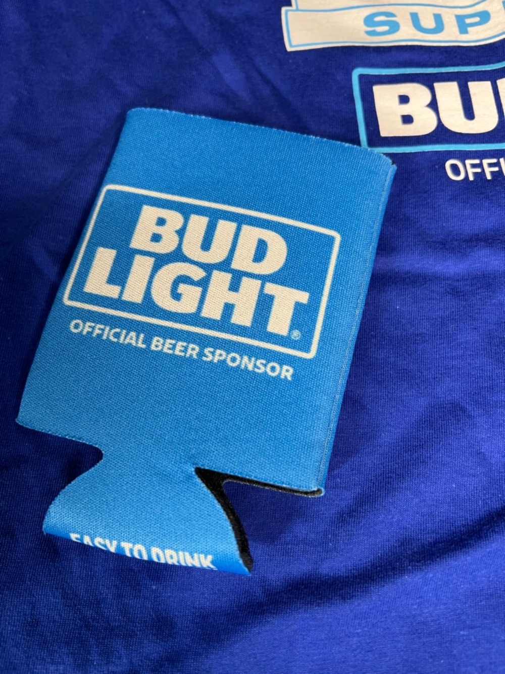 New Bud light Superbowl T-Shirt & Koozie - Picture 2 of 4